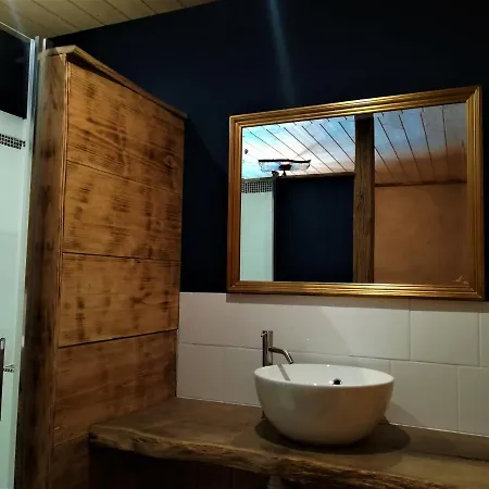 Domaine Moulin La Place Hotel Saint-Martin-de-Saint-Maixent