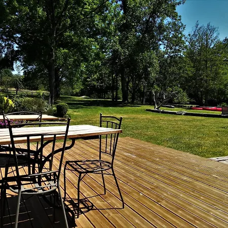 Domaine Moulin La Place Hotel Saint-Martin-de-Saint-Maixent