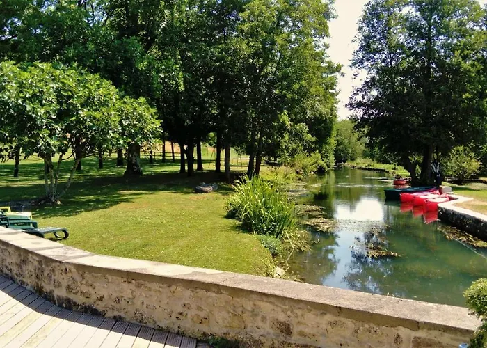 Domaine Moulin La Place Hotel