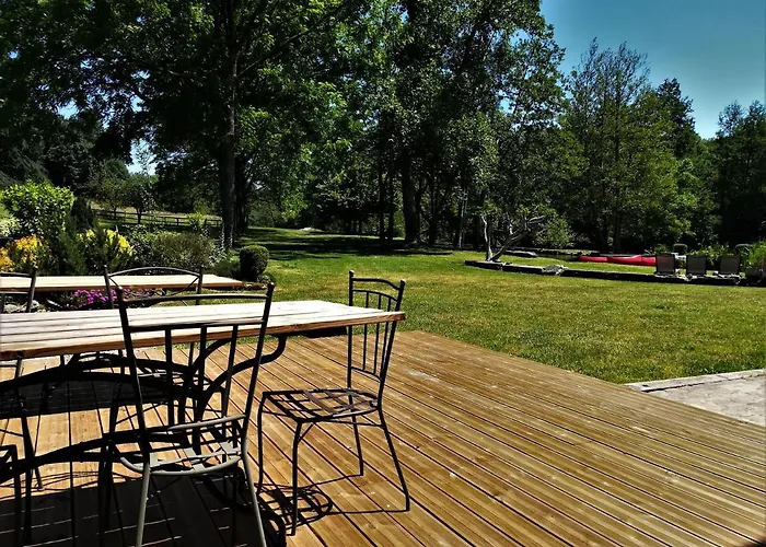 Domaine Moulin La Place Hotel Saint-Martin-de-Saint-Maixent